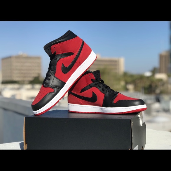 Nike Other - Nike Air Jordan 1 Mid